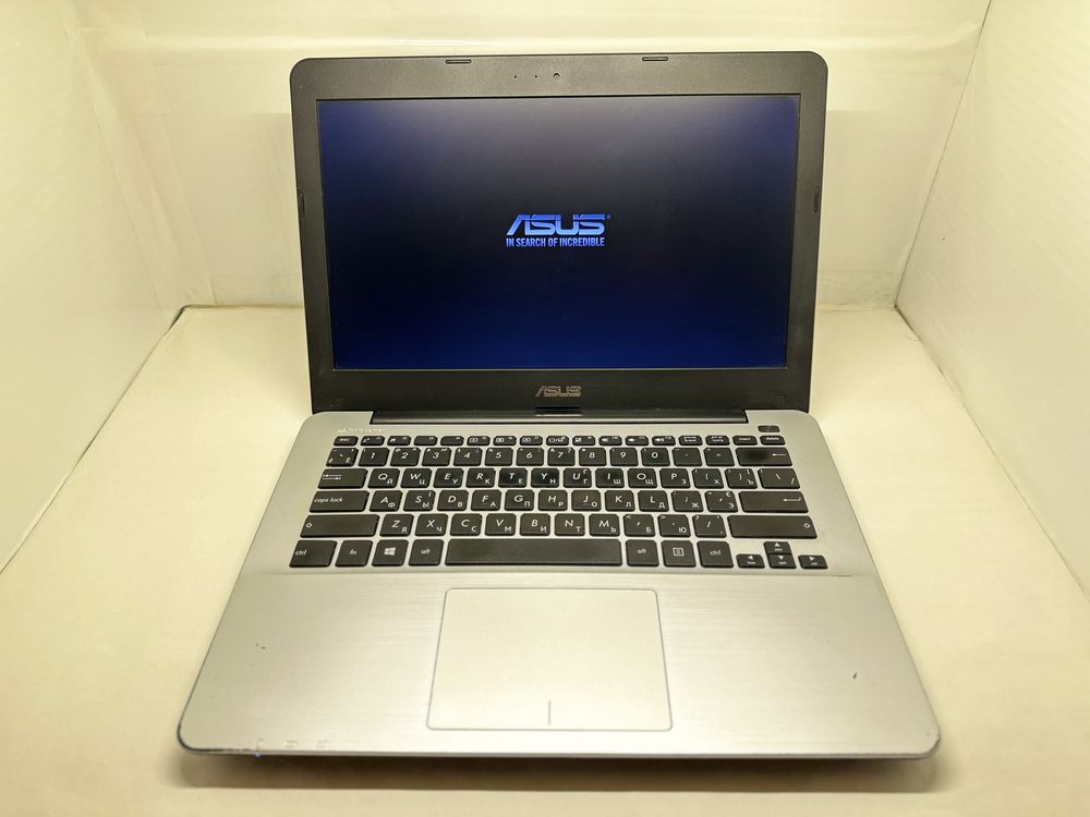 Ноутбук Asus X302U i3-6006U