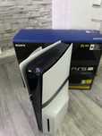 PlayStation 5 Pro z napędem