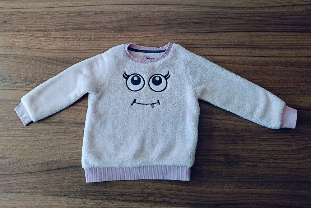 Ciepła bluza r. 92