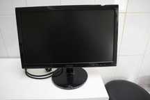 Monitor Asus 18.5