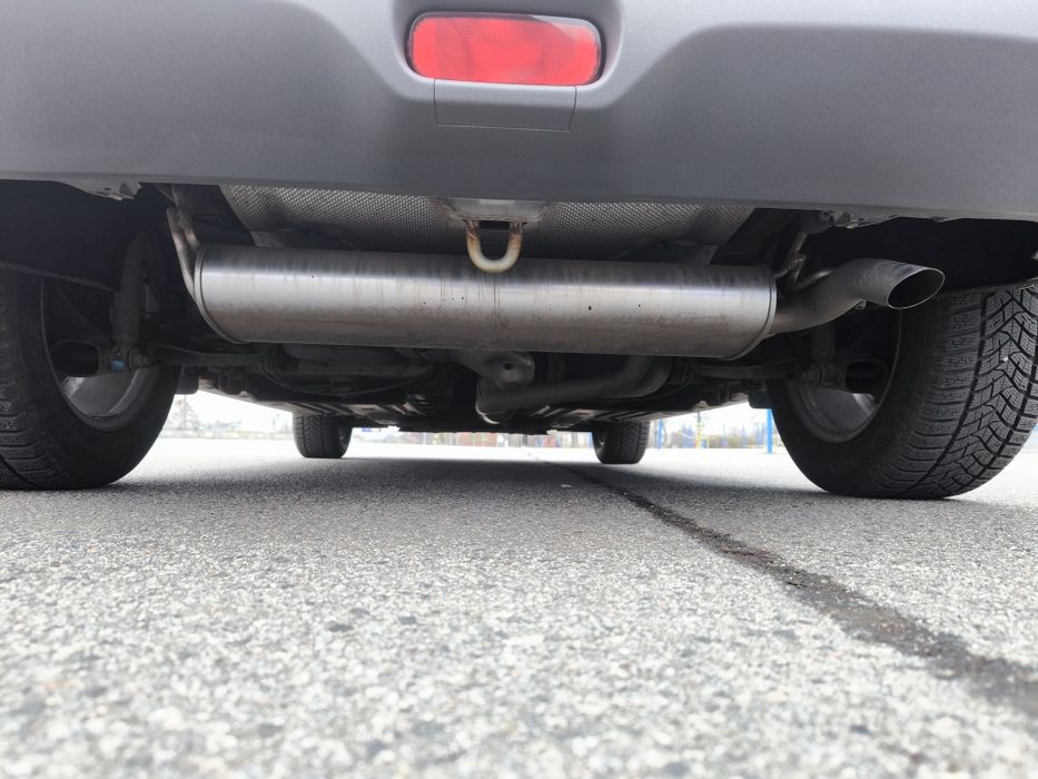 Продам автомобіль Suzuki Vitara GL+