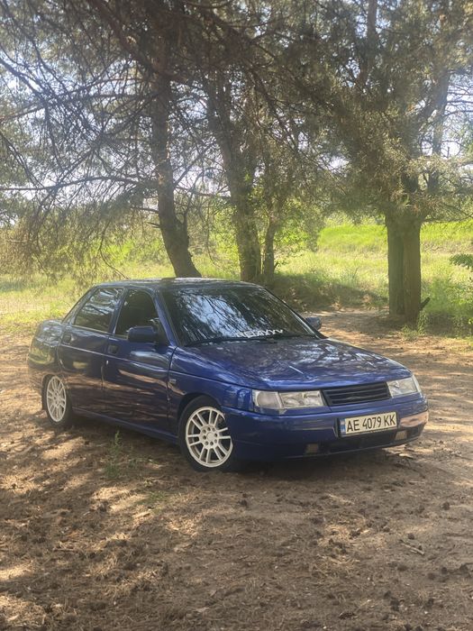 Продам автомобіль ваз 2110