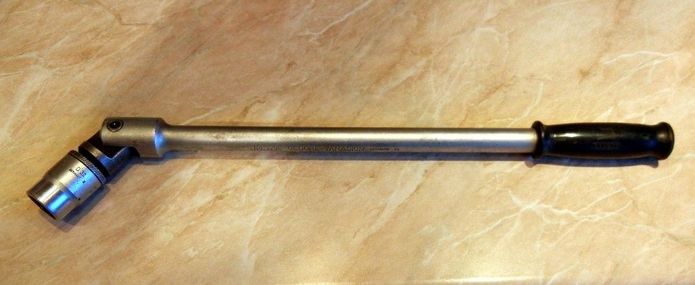 Вороток шарнирный 3/4" Gedore 3296 с головкой на "24"