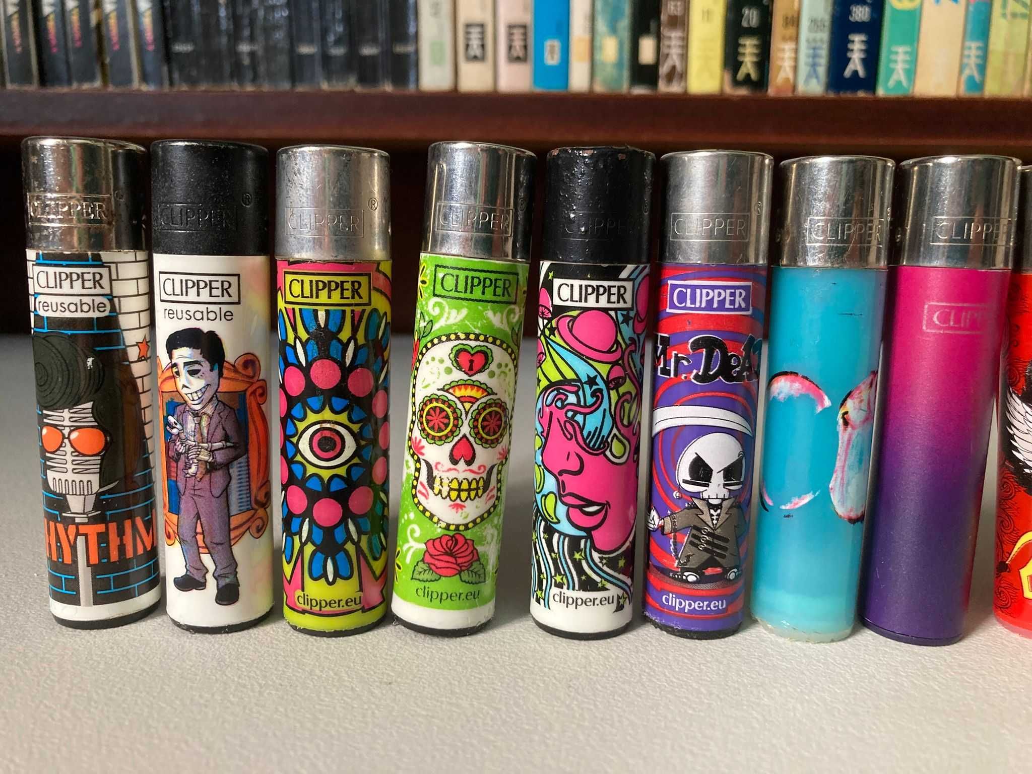 Conjunto de 14 Isqueiros Clipper Usados