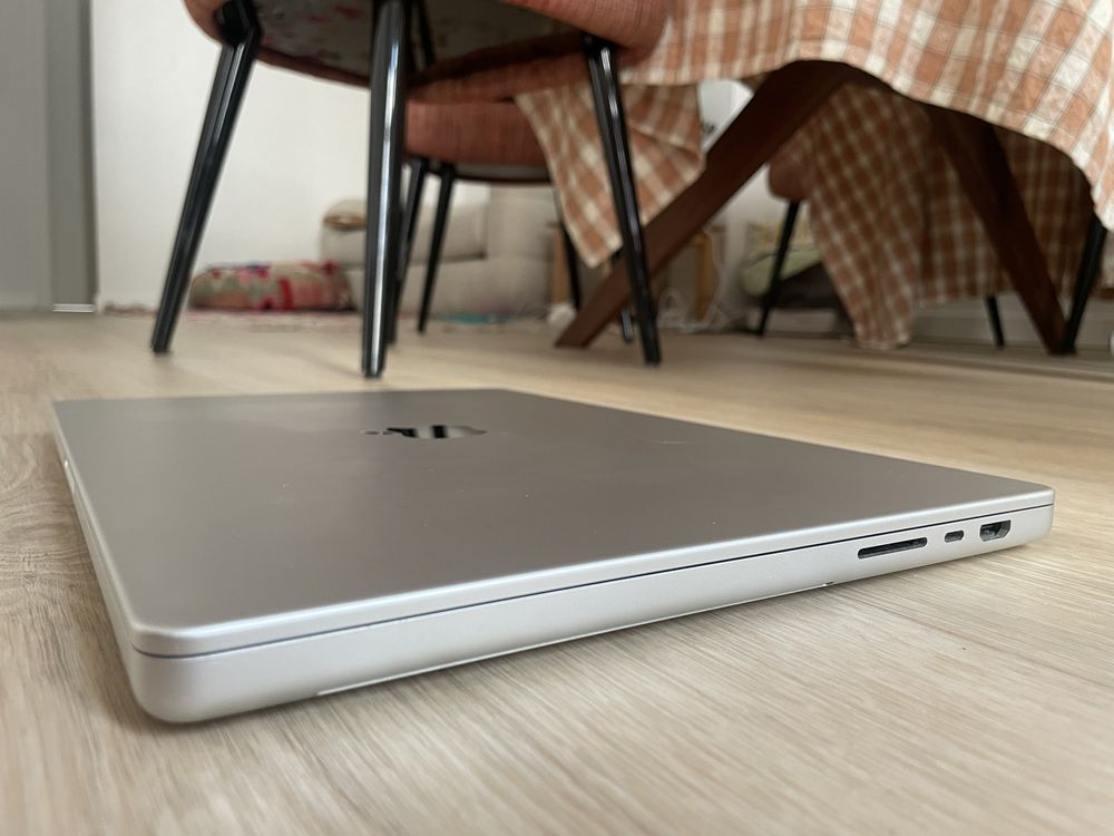 MacBook Pro 16” M2 Pro (2023) – 16GB RAM / 512GB SSD