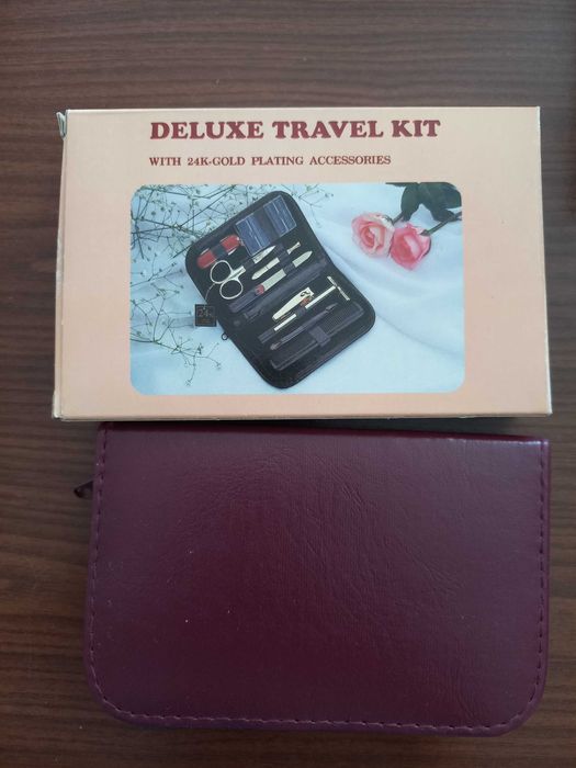 Маникюрный набор Deluxe Travel Kit 24K-Gold Plating Accessories
