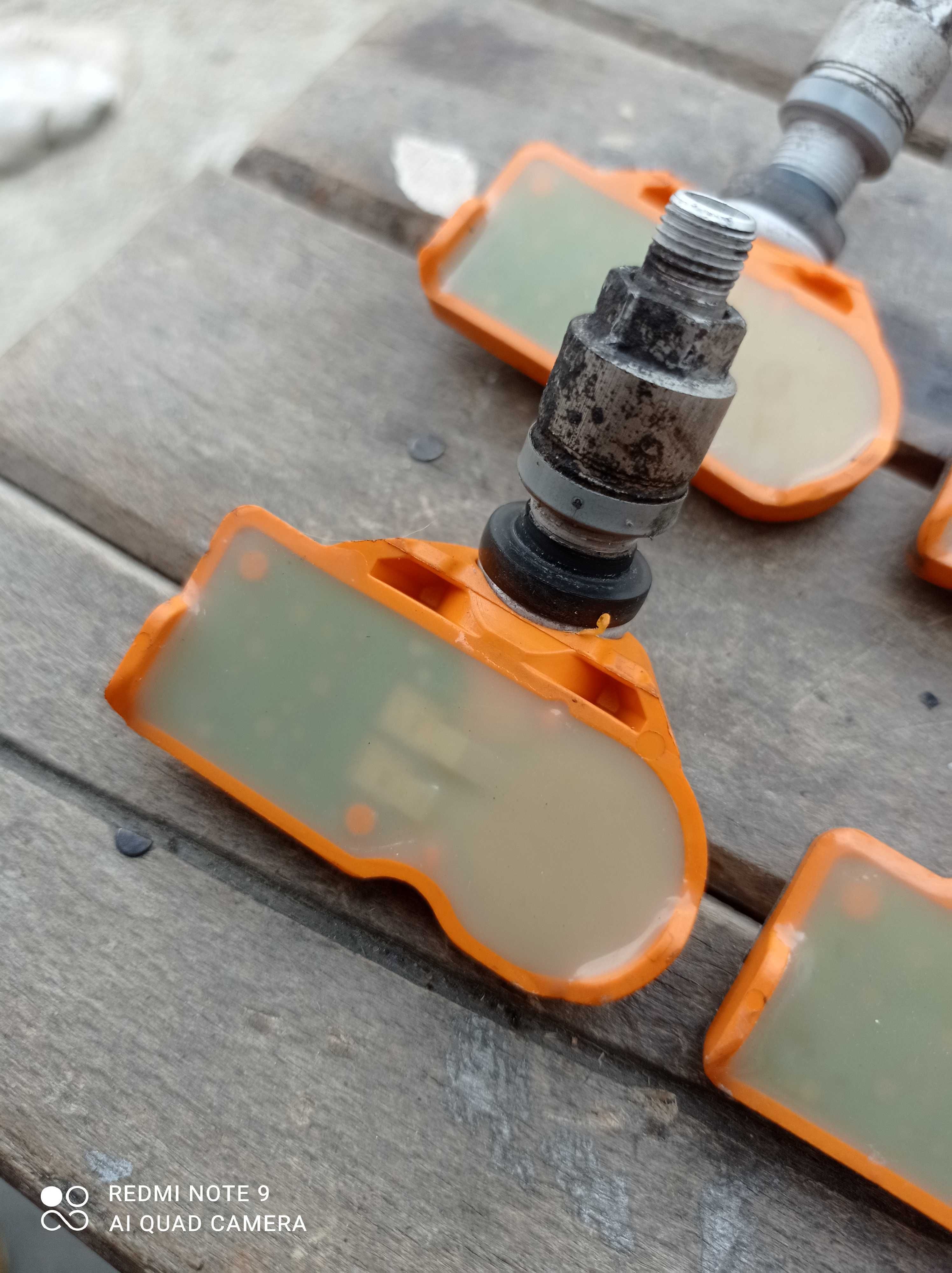 Czujnik ciśnienia TPMS HUF RDE033 G4P5