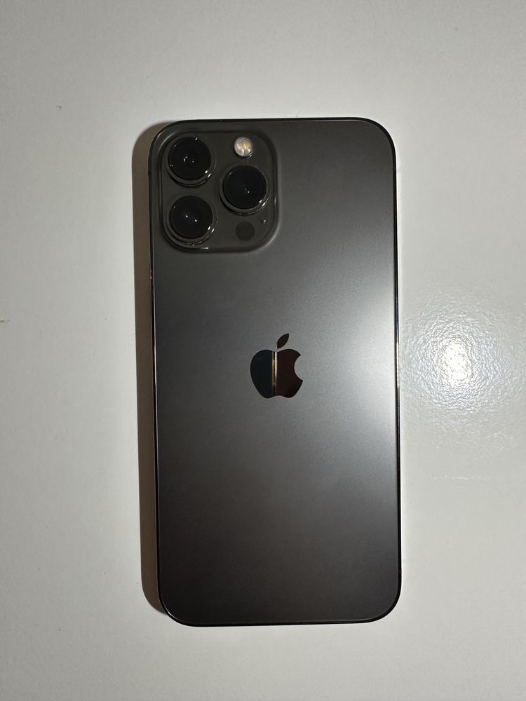 Iphone 13 Pro Max 256 Гб черный айфон 13 Про Макс + чехлы и стекло
