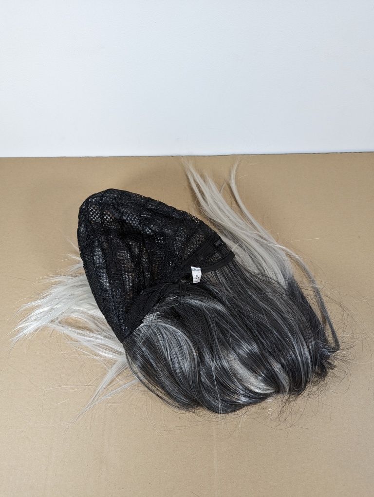 Peruka damska czarno biała goth długie włosy ok 70 cm