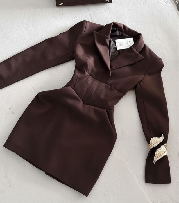 Сукня піджак з імітацією корсету