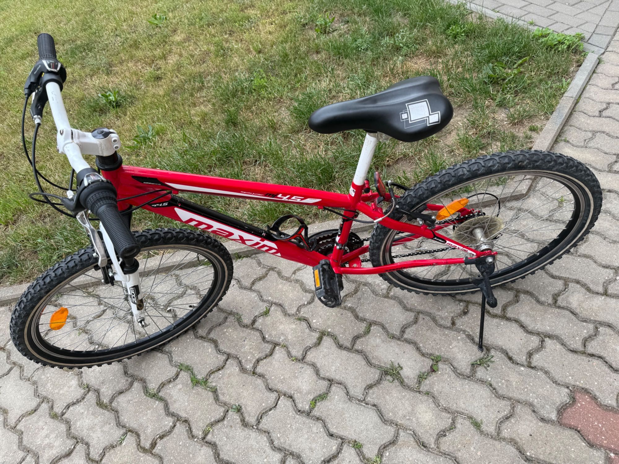 Rower Maxim R 24