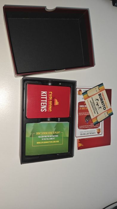 Exploding Kittens - Jogo de Cartas