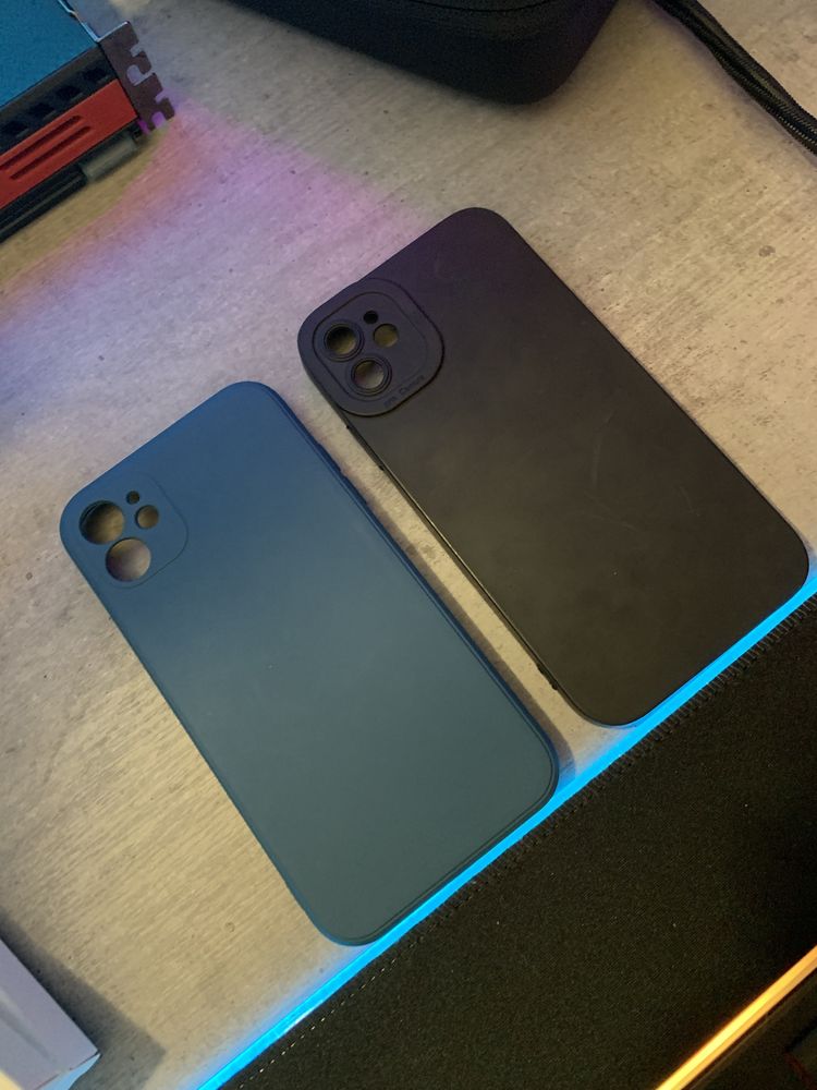 2 capas Iphone 11 novas