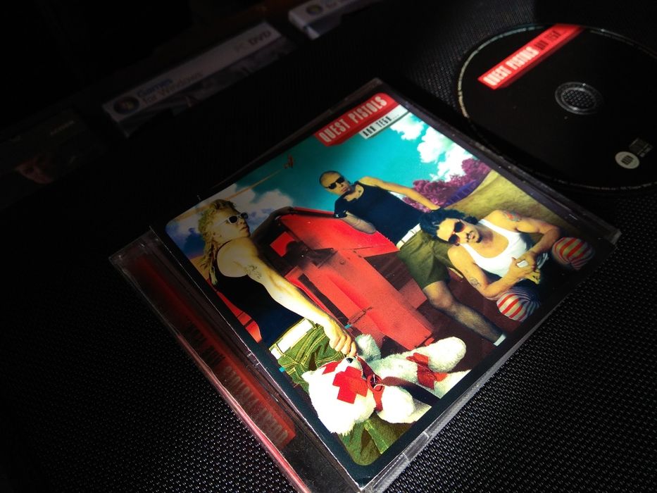 quest pistols ліцензія | Компакт диск CD