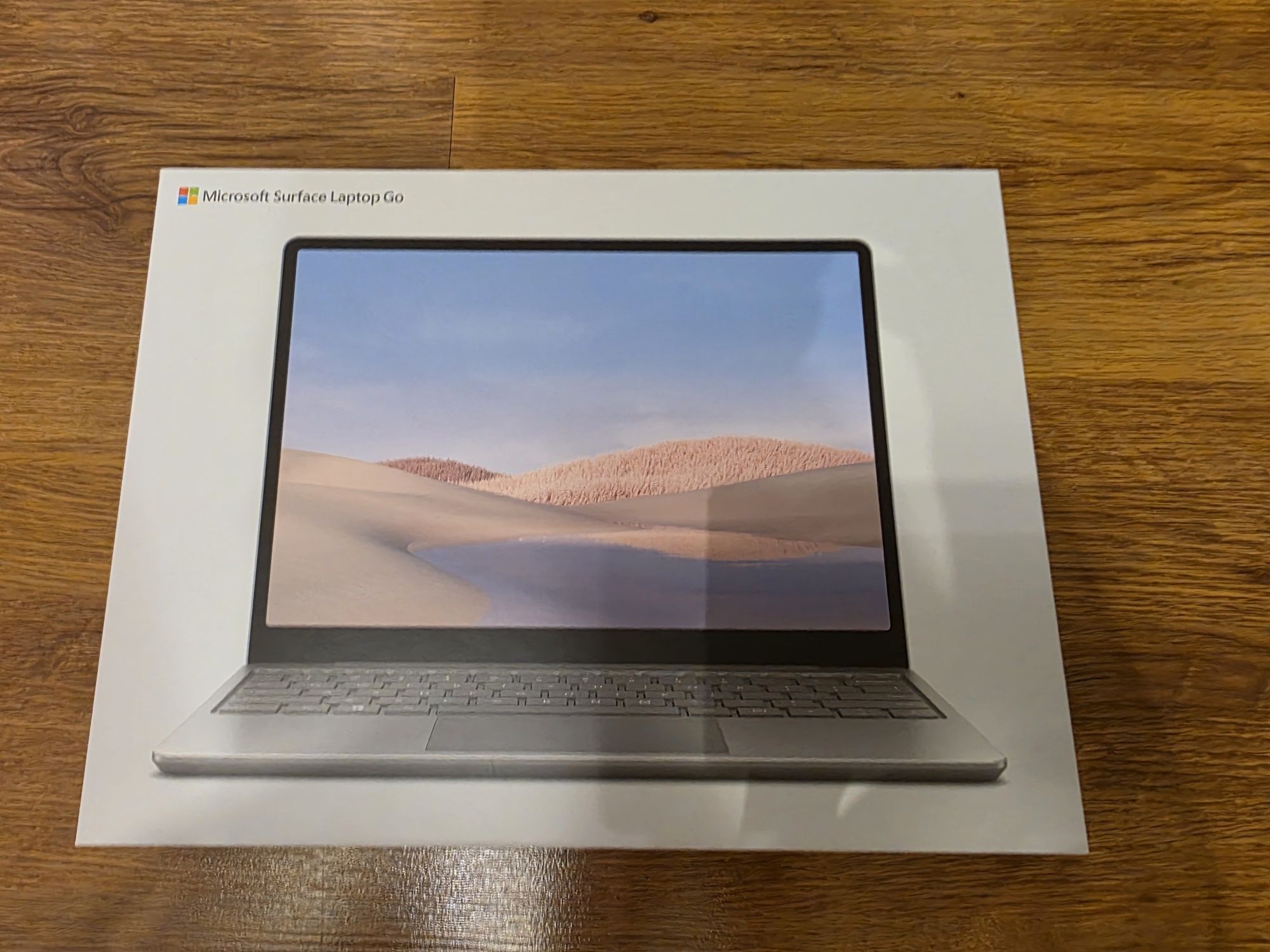 Surface Laptop Go i5 4Gb Idealny