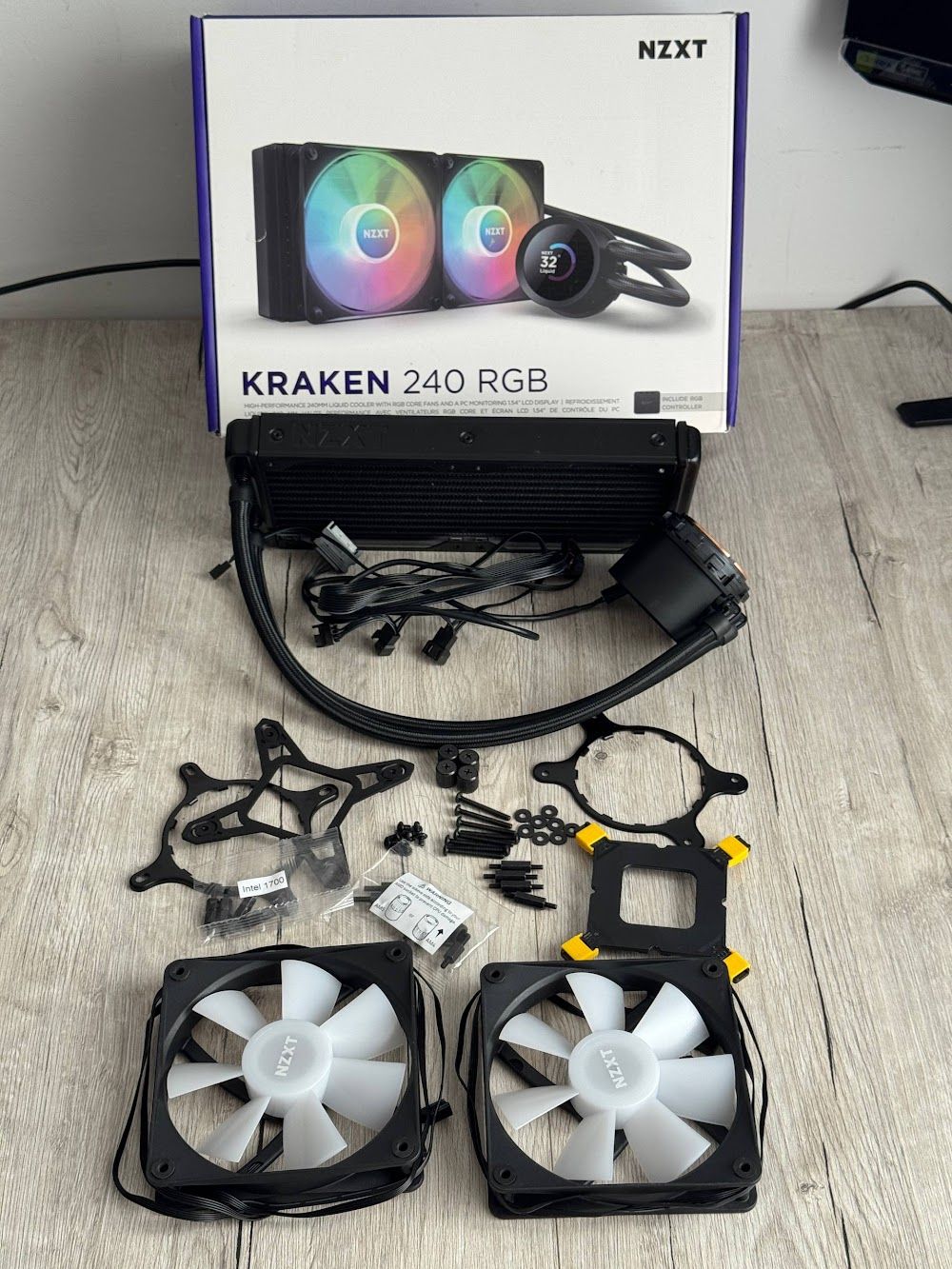 Система рідинного охолодження NZXT Kraken 240 LCD (RL-KR240-B1)