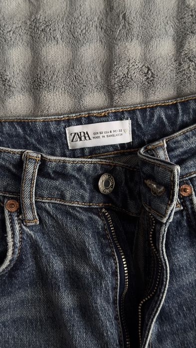 Джинси zara.