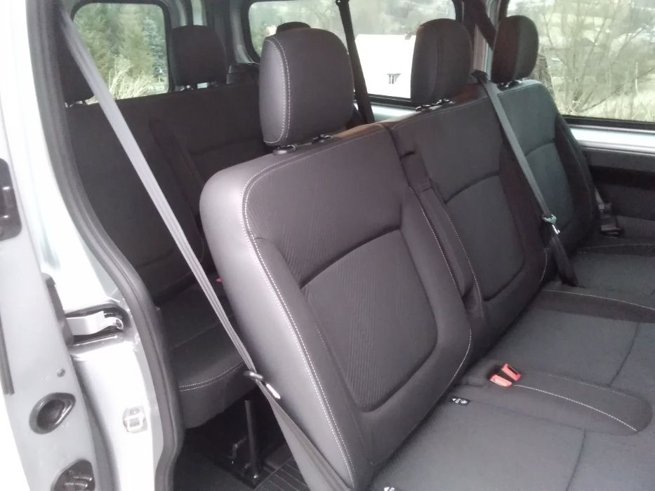 Wypożyczalnia busa/Wynajem z kierowcą/Przewóz osób/Usługi transportowe