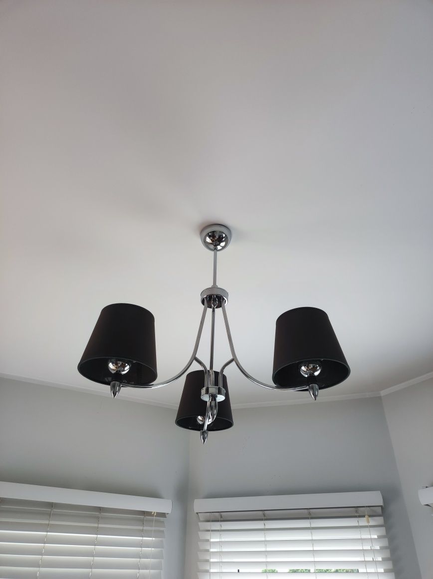 Lampa-żyrandol duża sufitowa z abażurami