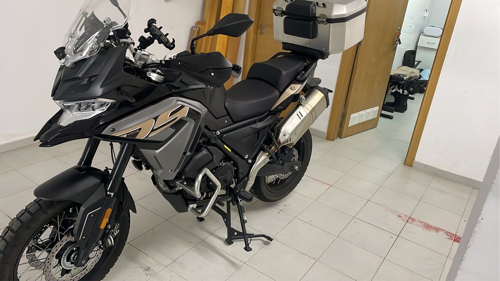 Voge 650 DSX – 2023 | Extras + Garantia até 2028 | Apenas 5300 km