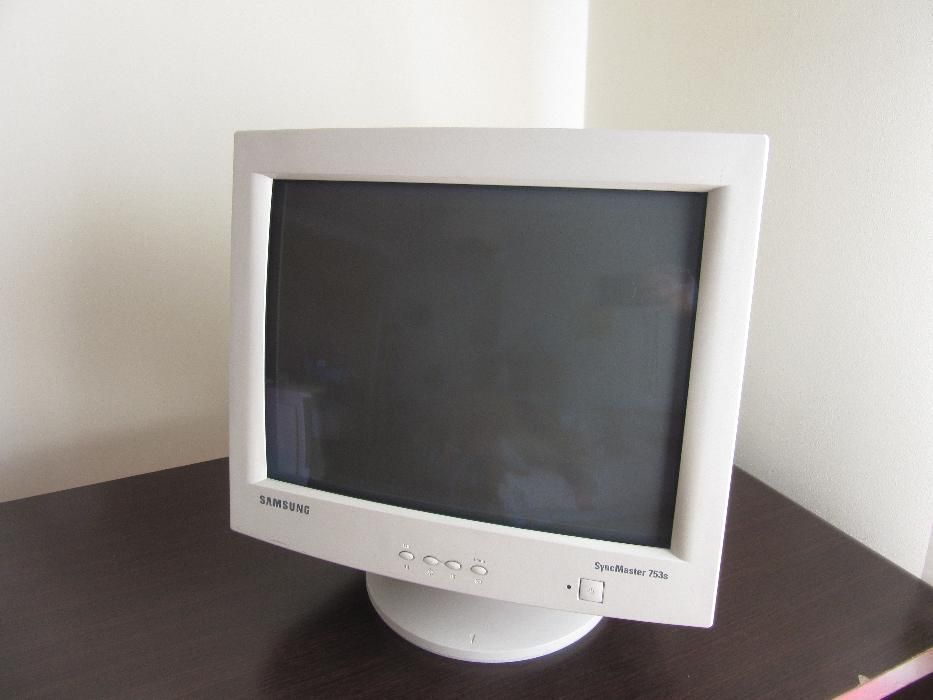 Monitor Samsung 753S