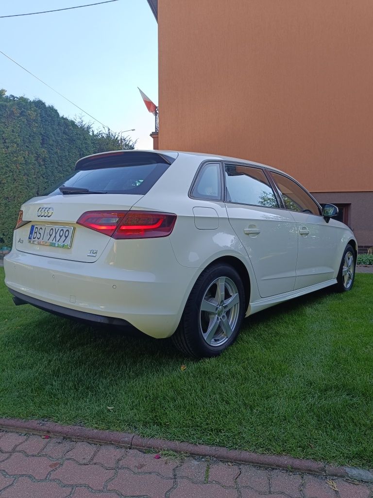 Audi S3 Sportback