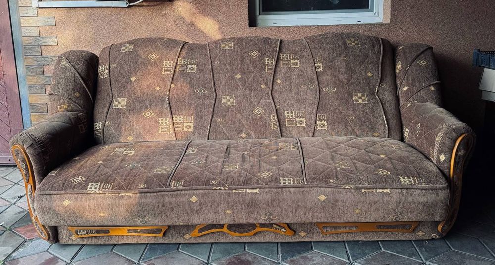 М'яка меблева частина