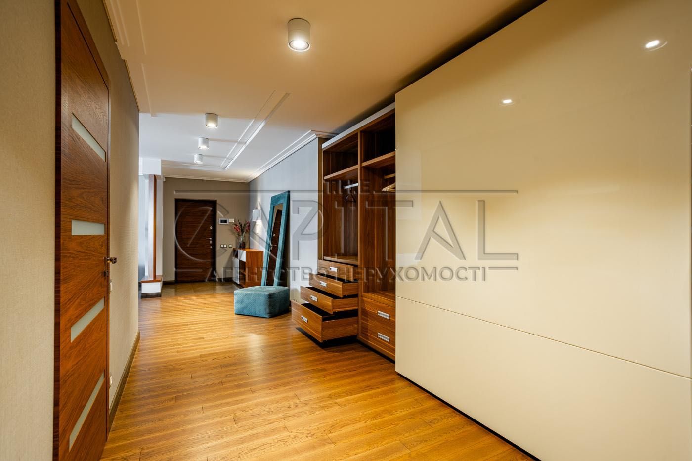 Продаж 3-кімнатна квартири 128 м2 у ЖК бізнес-класу Soho Residence