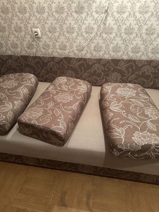 Продам диван для подростка