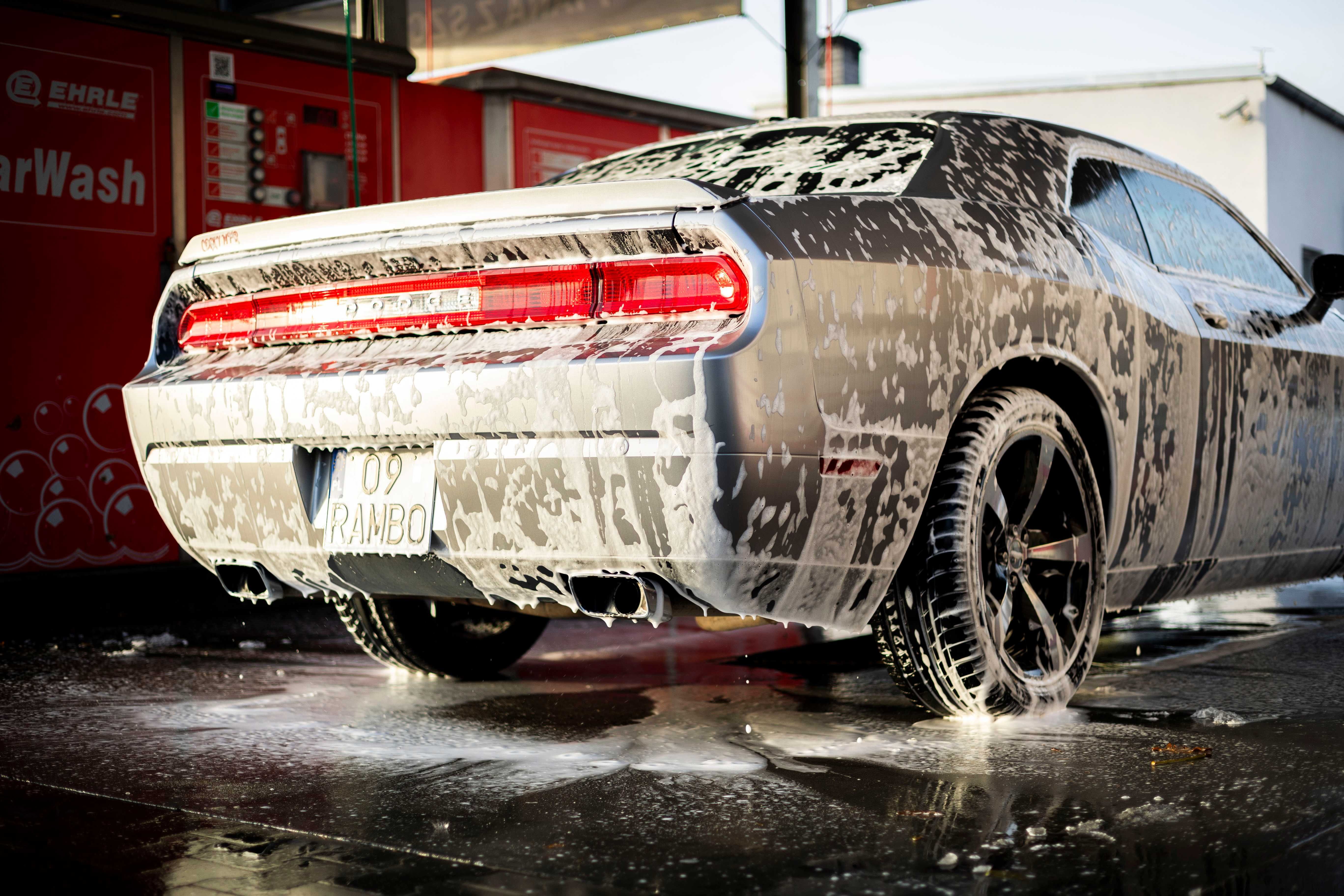 Dodge Challenger 5.7 V8 Hemi 2014r.