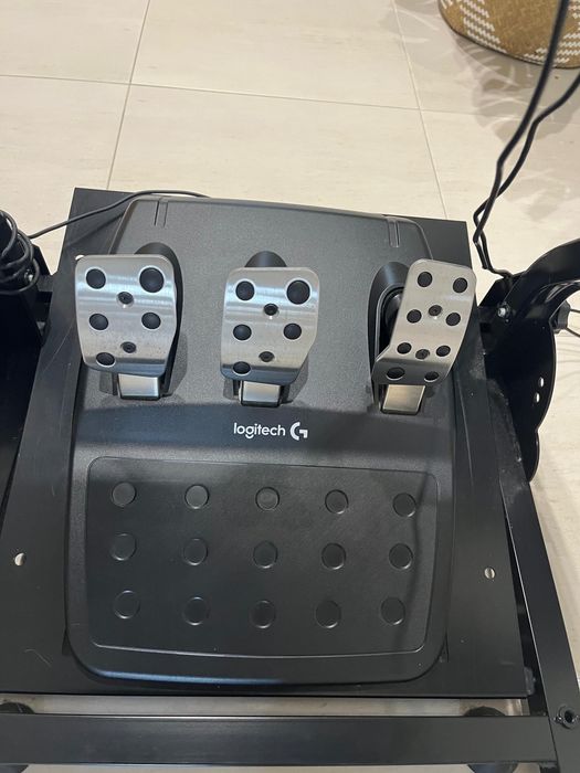 Volante logitech e suporte Vevor