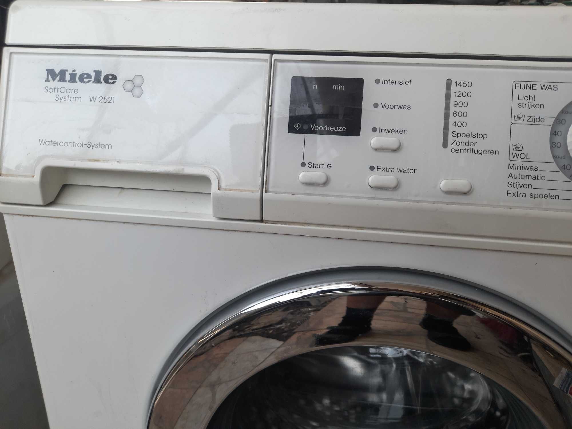 maquina de roupa Miele 8 quilos 1450 rpm