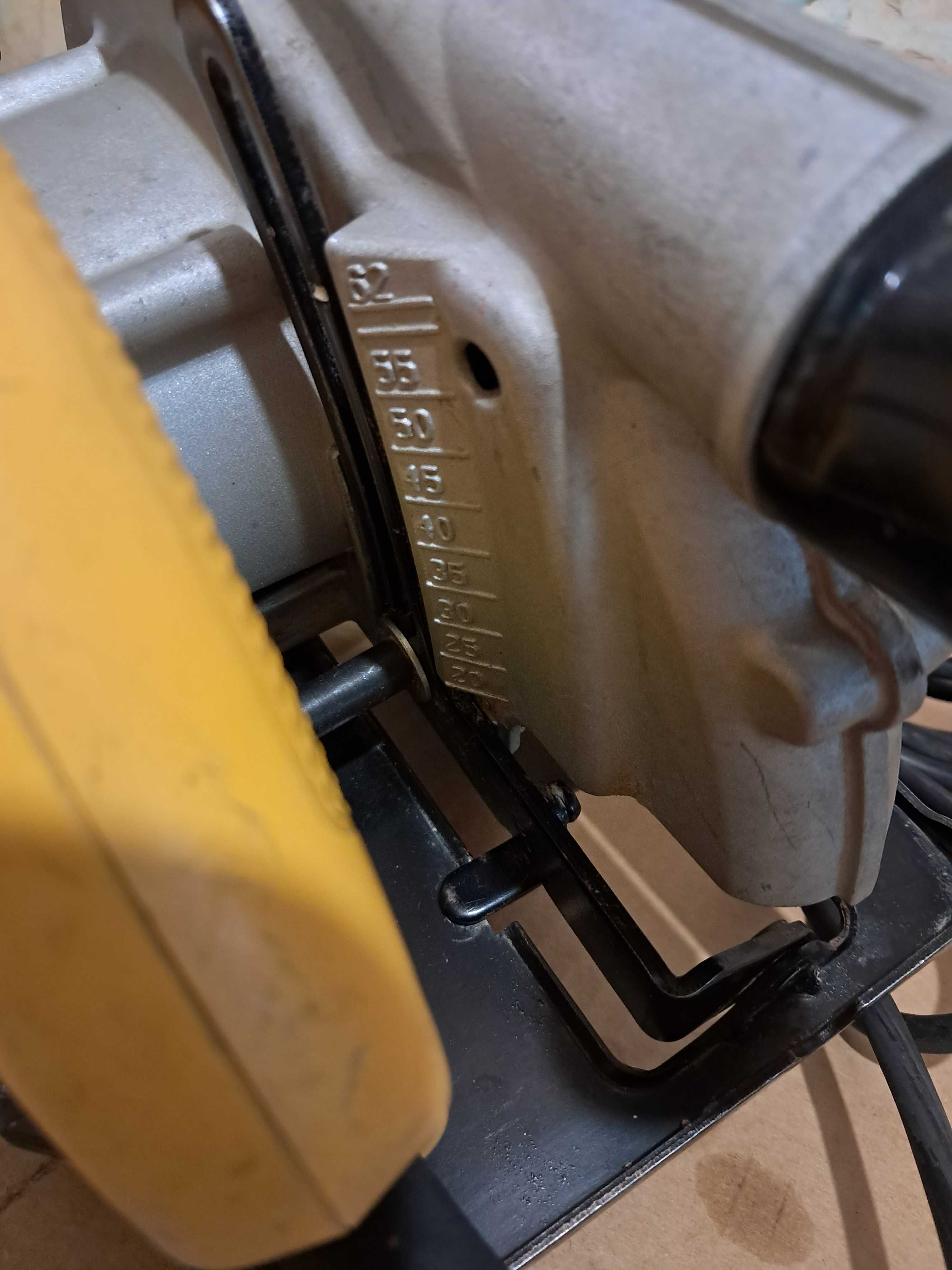 пила ручная DeWALT  D23620 -QS как новая