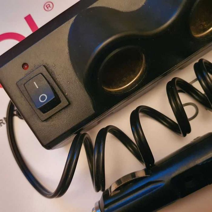 Rozdzielacz gniazda zapalniczki samochodowej