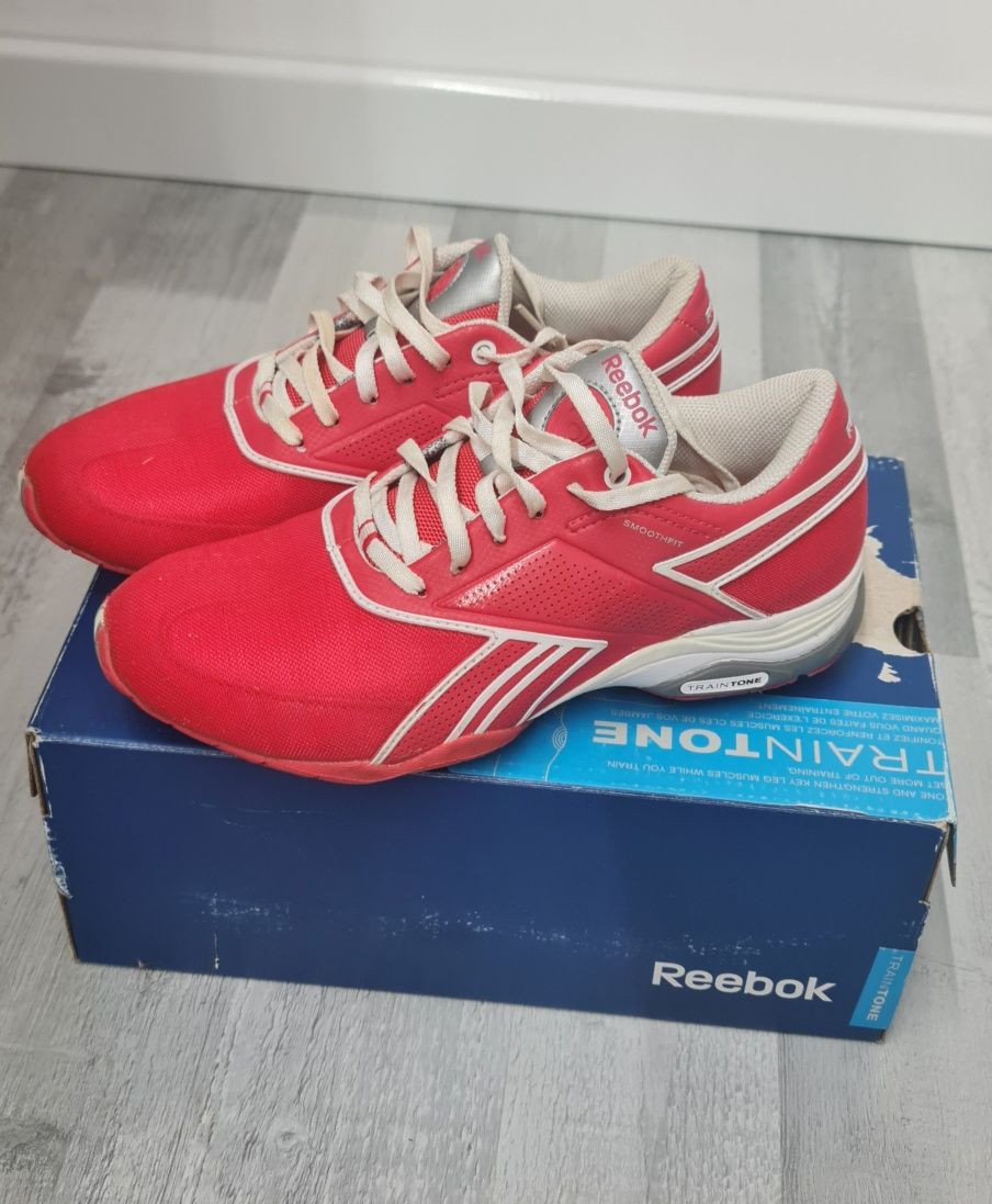 Buty sportowe Reebok Traintone rozm. 36