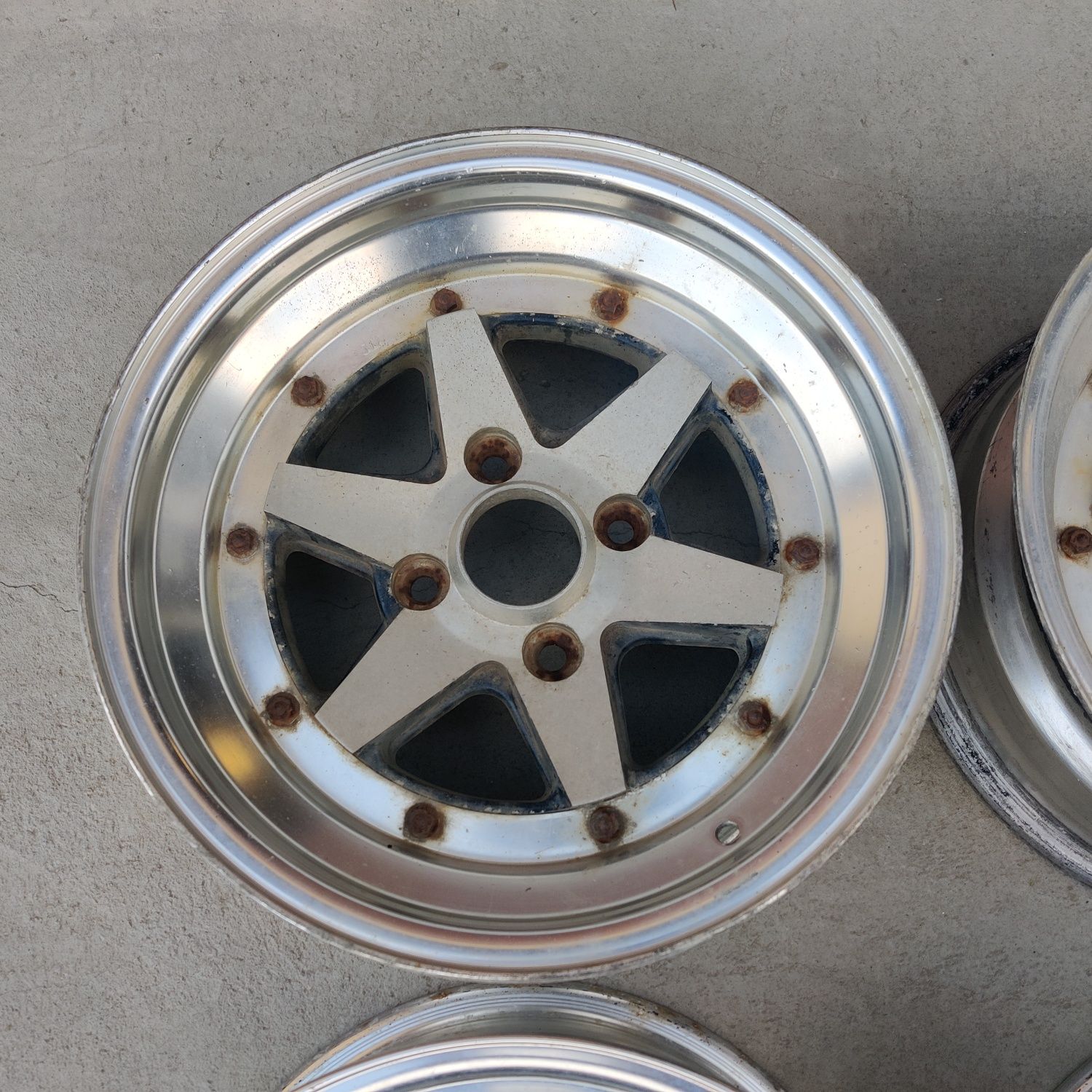 Felgi SSR XR4 Longchamp 15x6,5/7J 4x114,3 JDM 3tlg