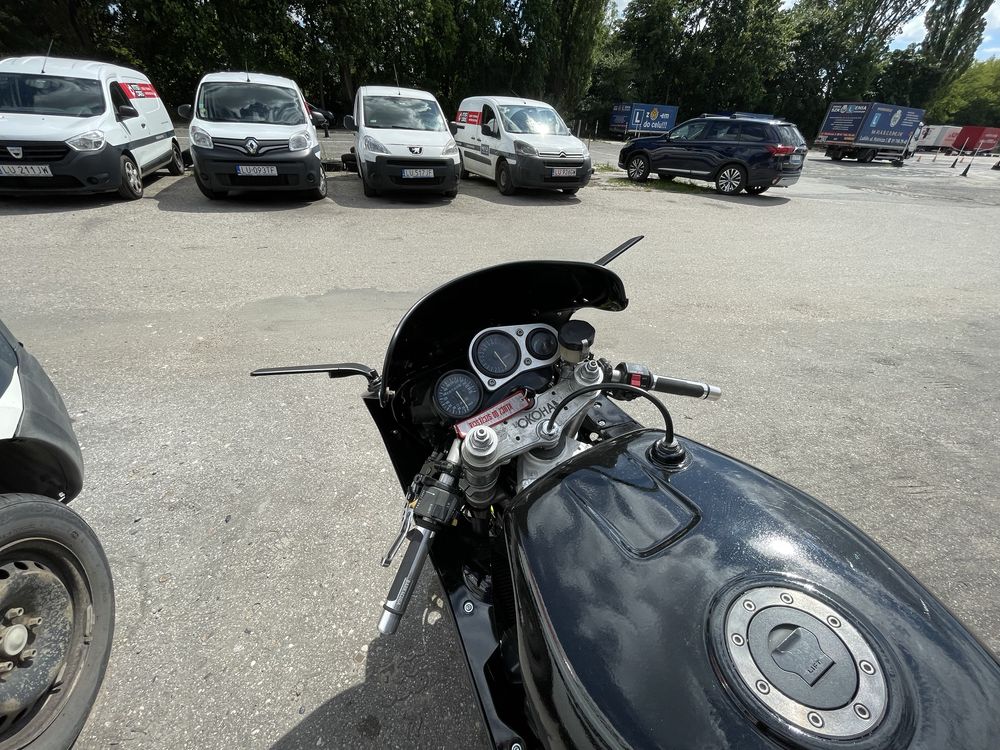 Suzuki gsxr 750 w