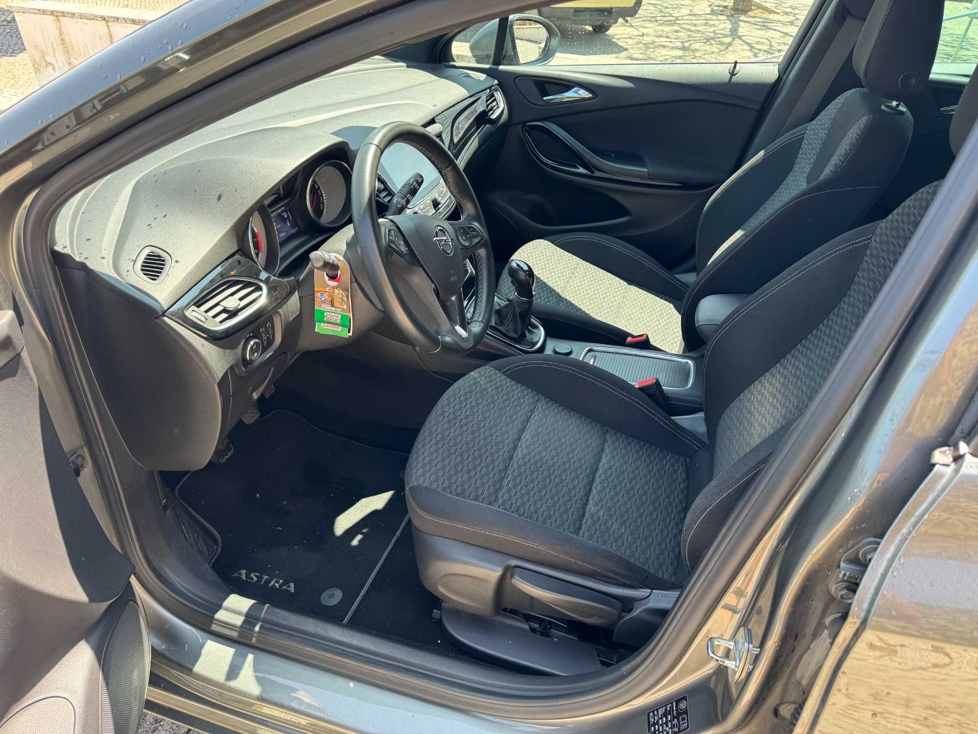 Opel Astra 1.0 Dynamic S/S