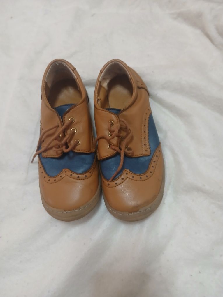Sapatos de menina