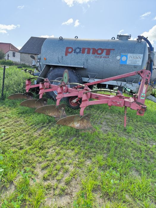 Pług Unia 4 skibowy 3+1