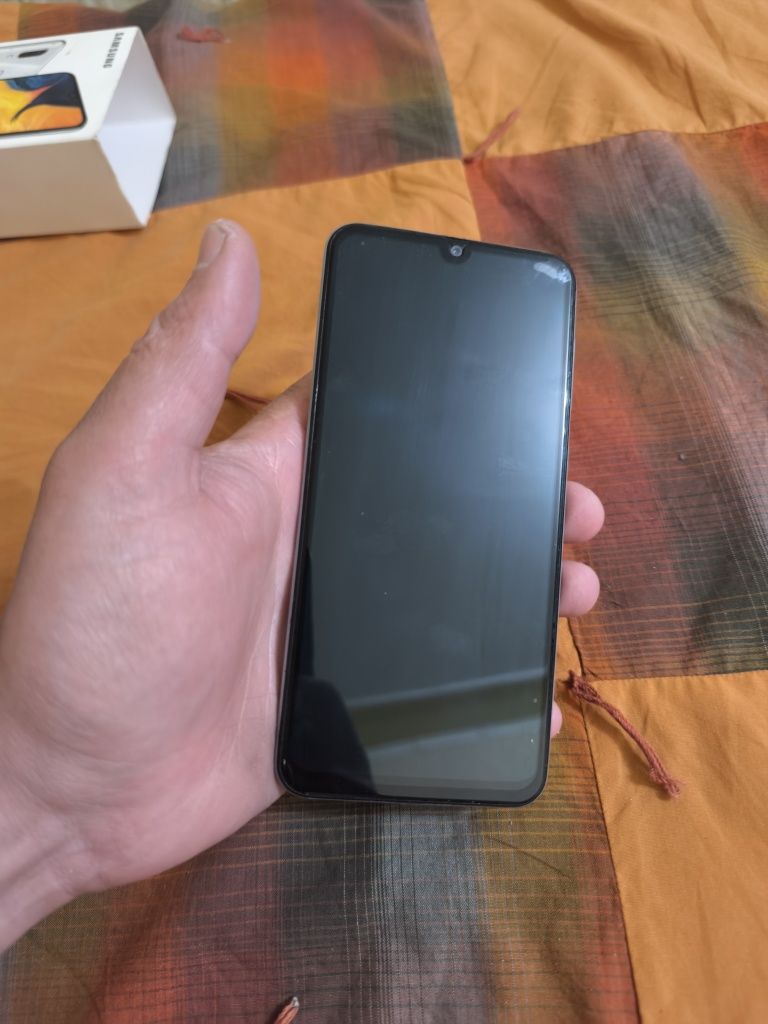 Samsung a30 32/3