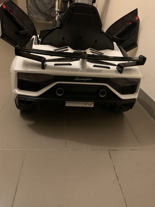 Детский электромобиль  LAMBORGHINI на радиоуправлении