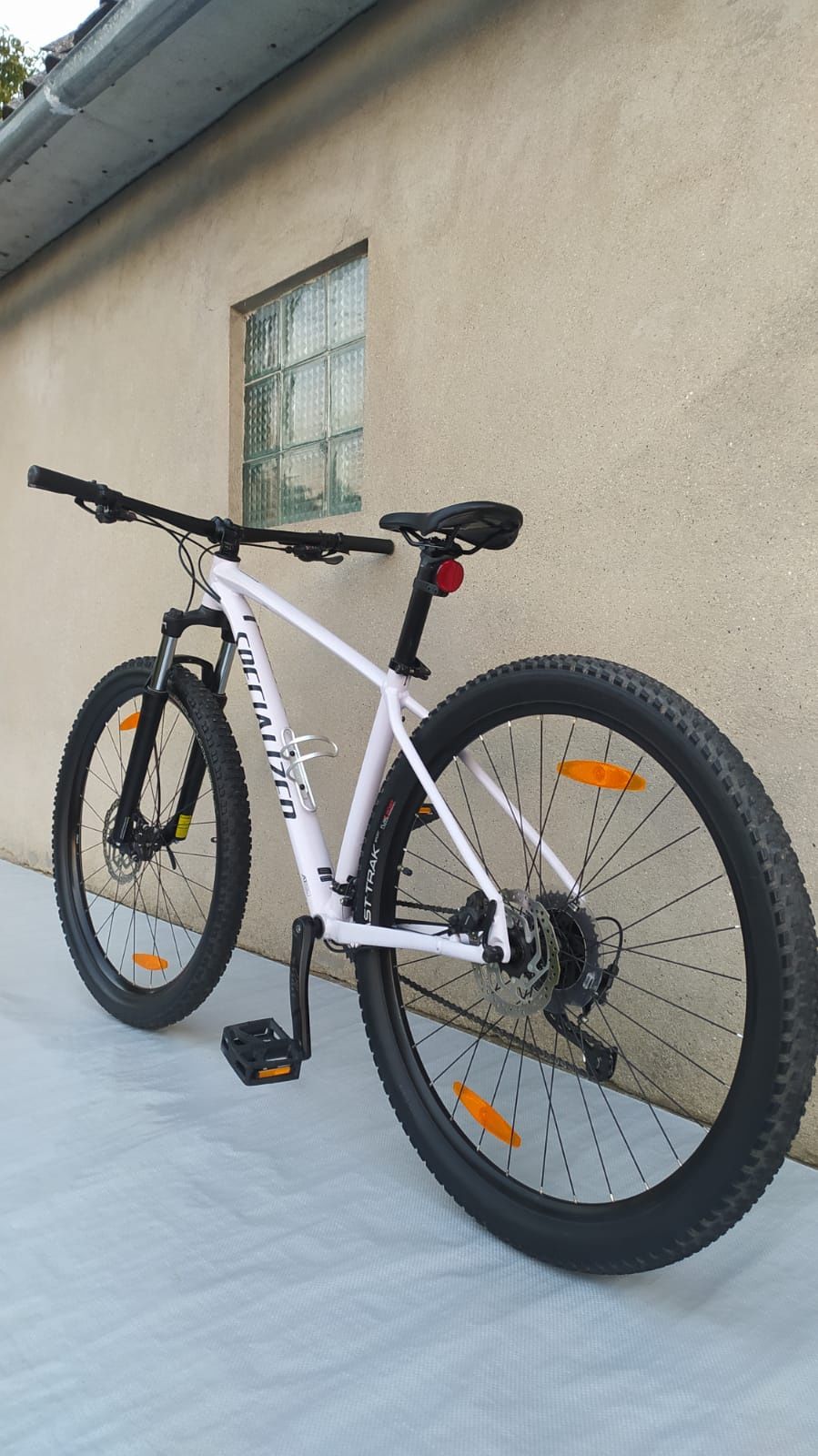 Specialized Rockhopper 29" M" (2020р)