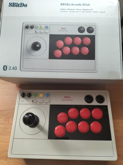8Bitdo Arcade Stick