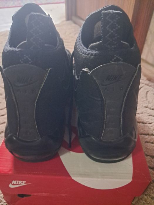 Ботінки  осінь зима  NIKE