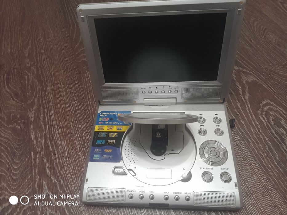 Продам ДВД плеер бу