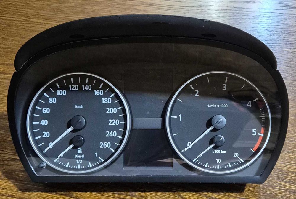 Licznik Zegary BMW E90 SERIA3 (05-12r.) 2,0 D VDO SIEMENS Oryginalny