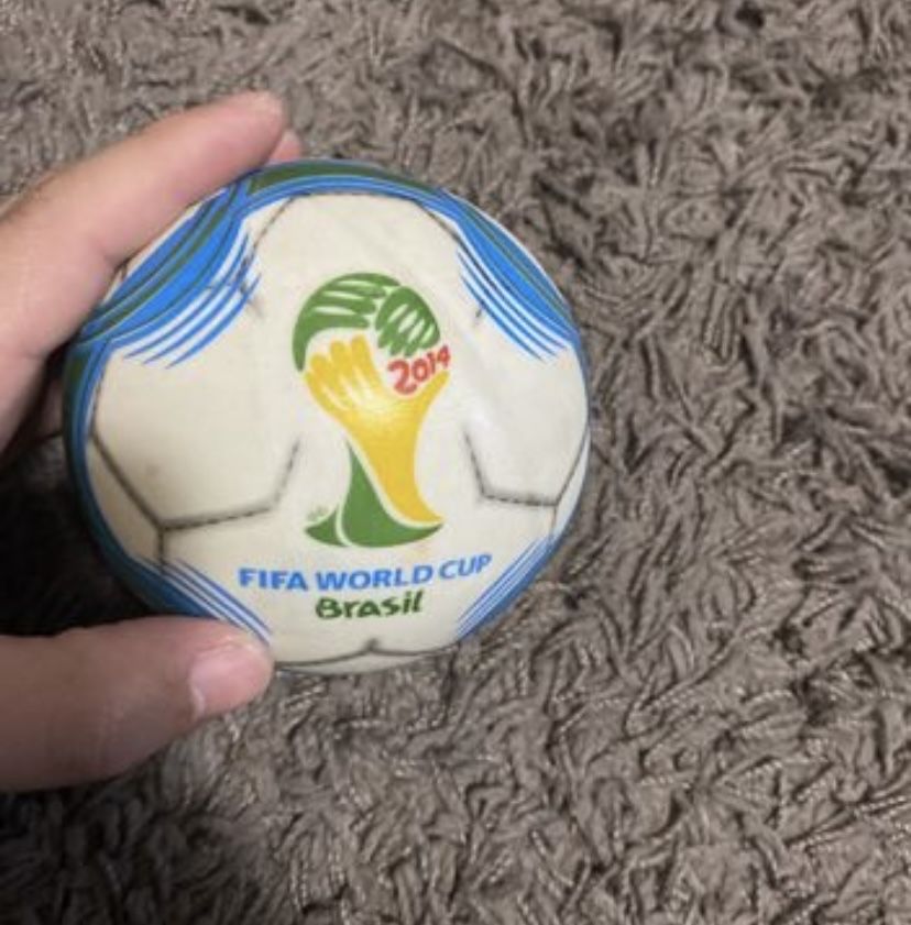 bola de edição limitada da FIFa world cup Brasil 2014