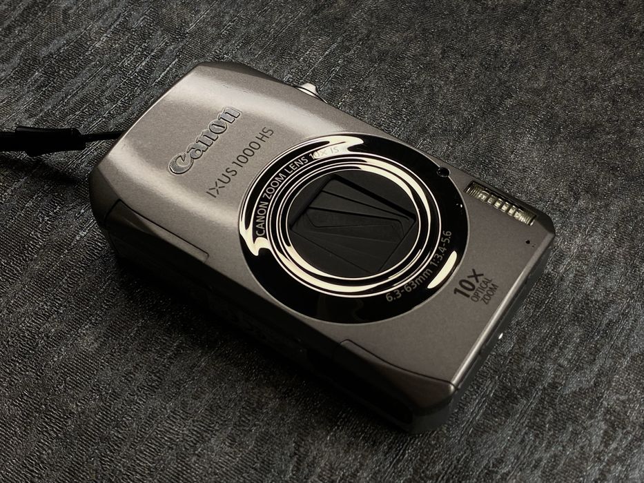 Canon IXUS 1000 HS повний заводський комплект
