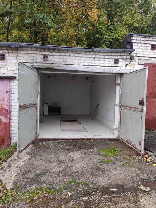 Продаж гаражу, Львів